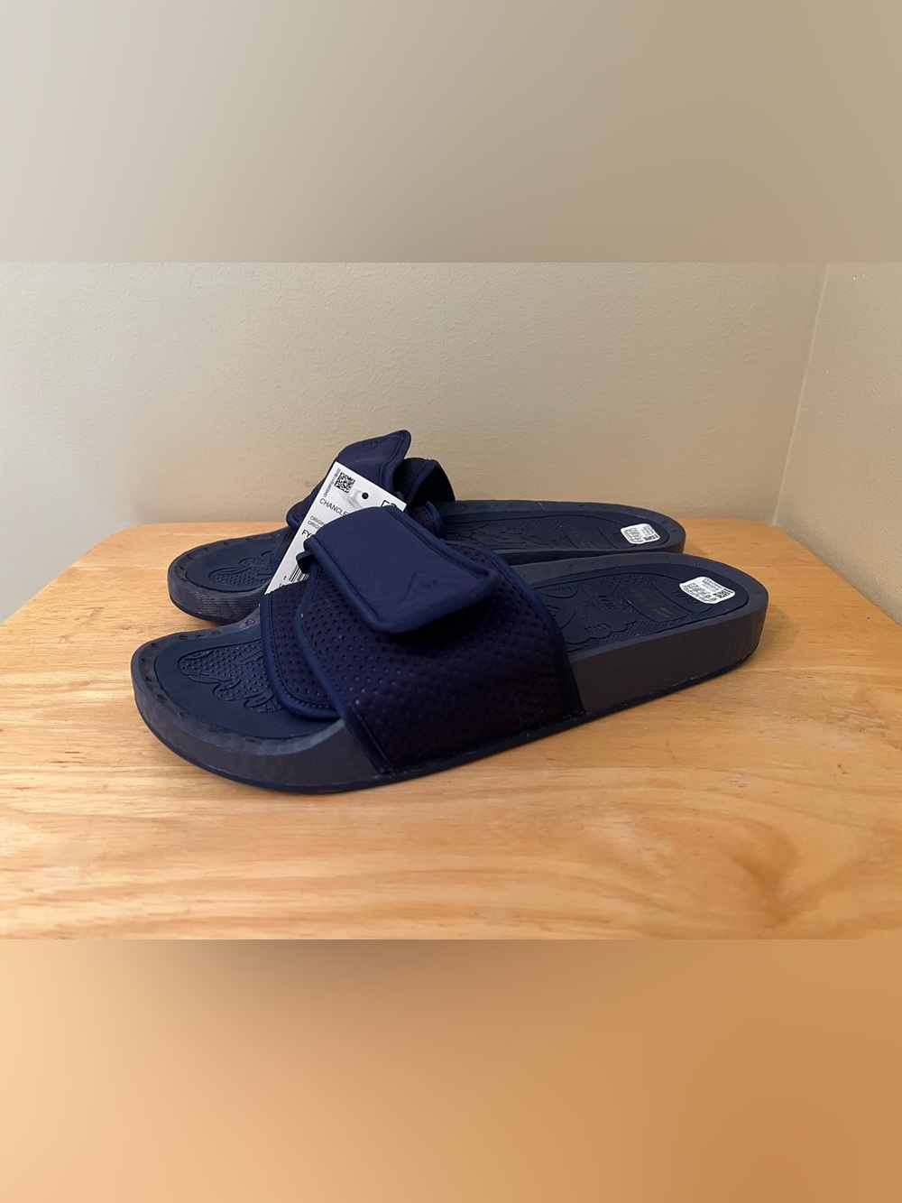 Adidas Pharrell Chancletas Hu Slide US 10 Navy Boost FY6142